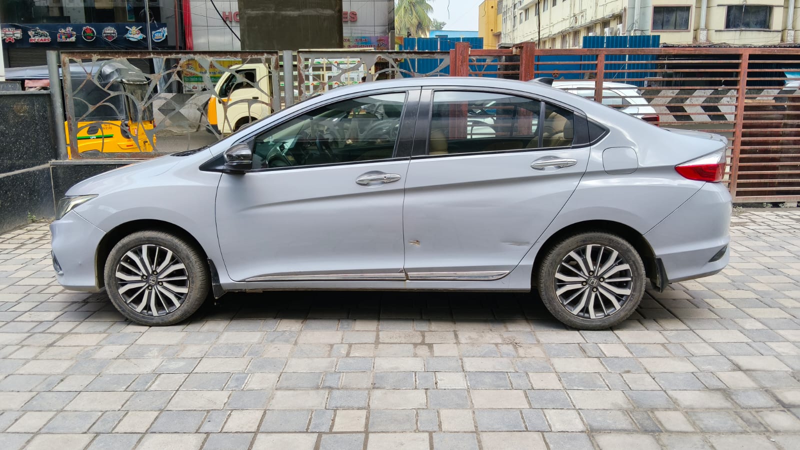 CITY ZX MT